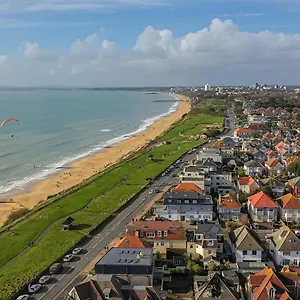 Stunning Bright Two Bedroom In Southbourne Bournemouth